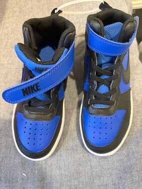 Nike Kids High-Top Sneakers in Blue and Black with Velcro Strap